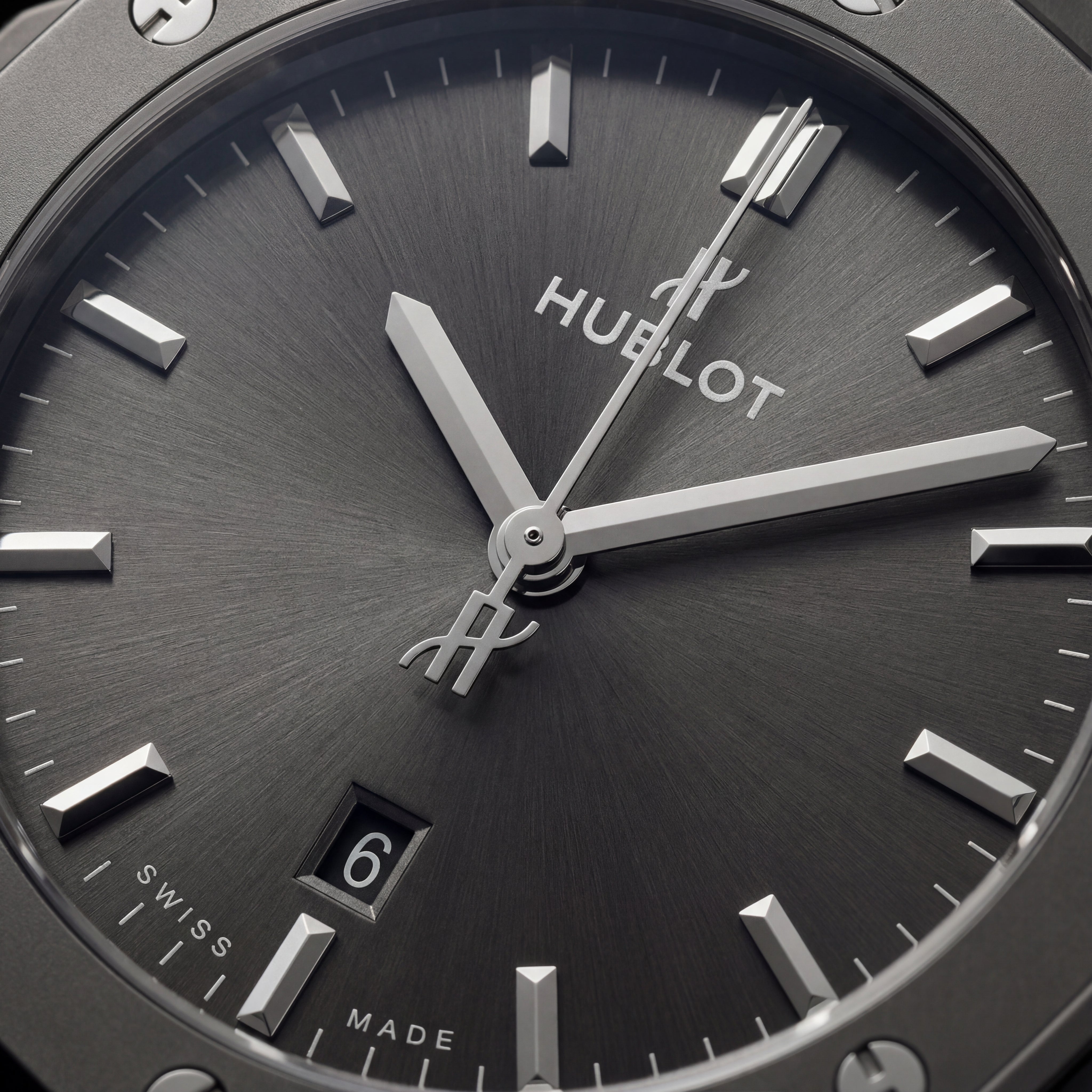 Matte Black Steel Luxury Men’s Watch with Smoke Grey Dial