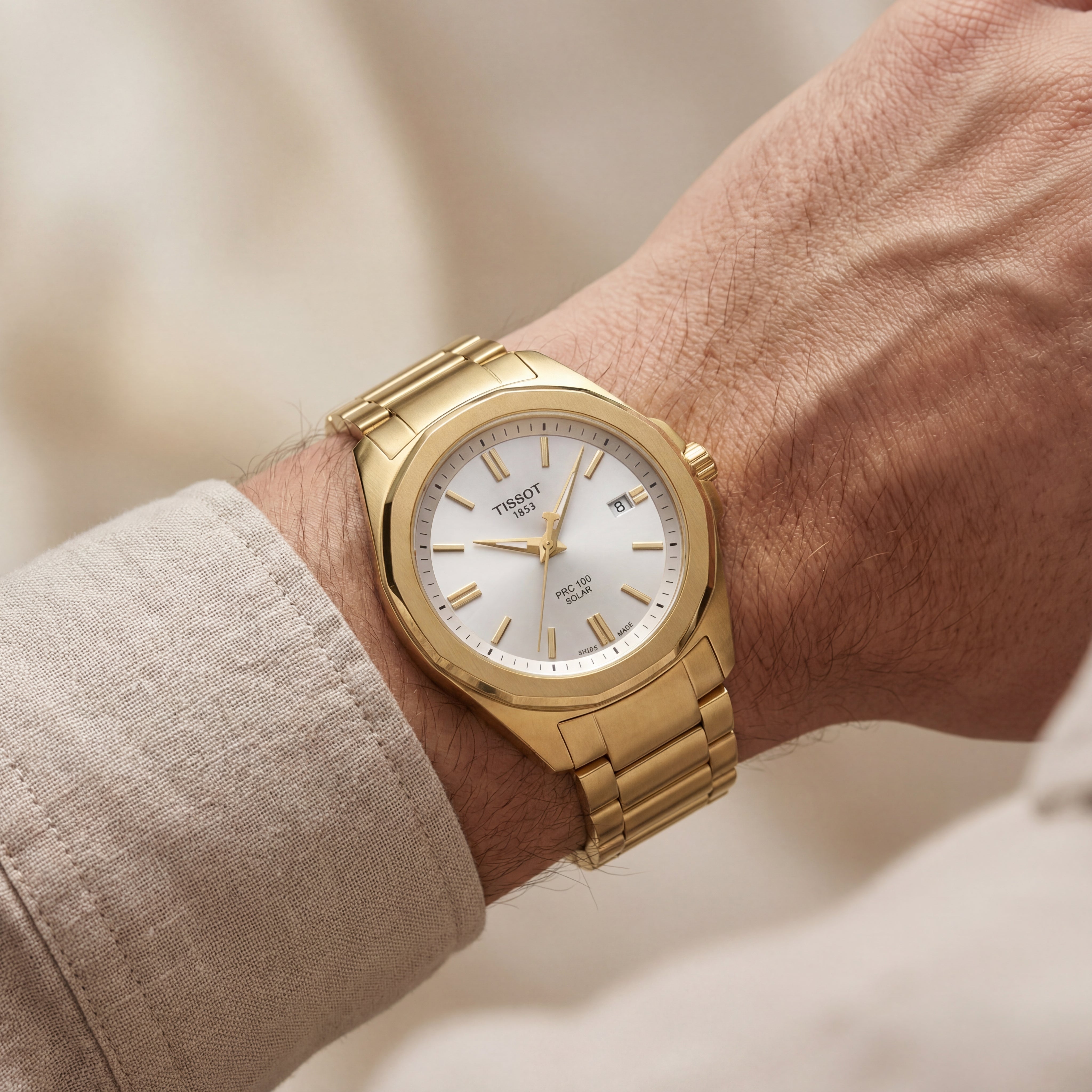 Golden Silver Dial Solar Quartz Stainless Steel Dress Watch