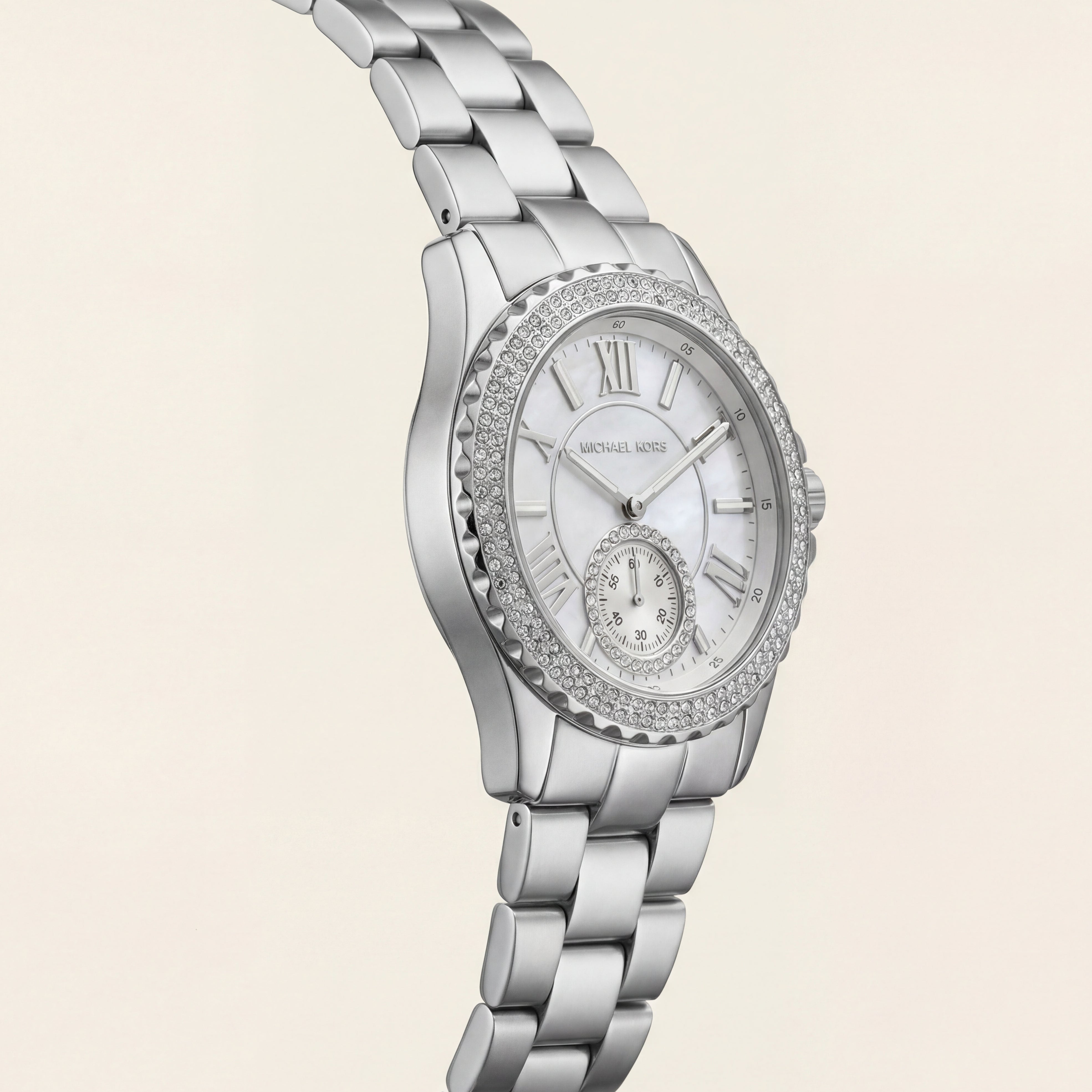 Arctic Radiance Crystal Watch – Silver Luxe Edition