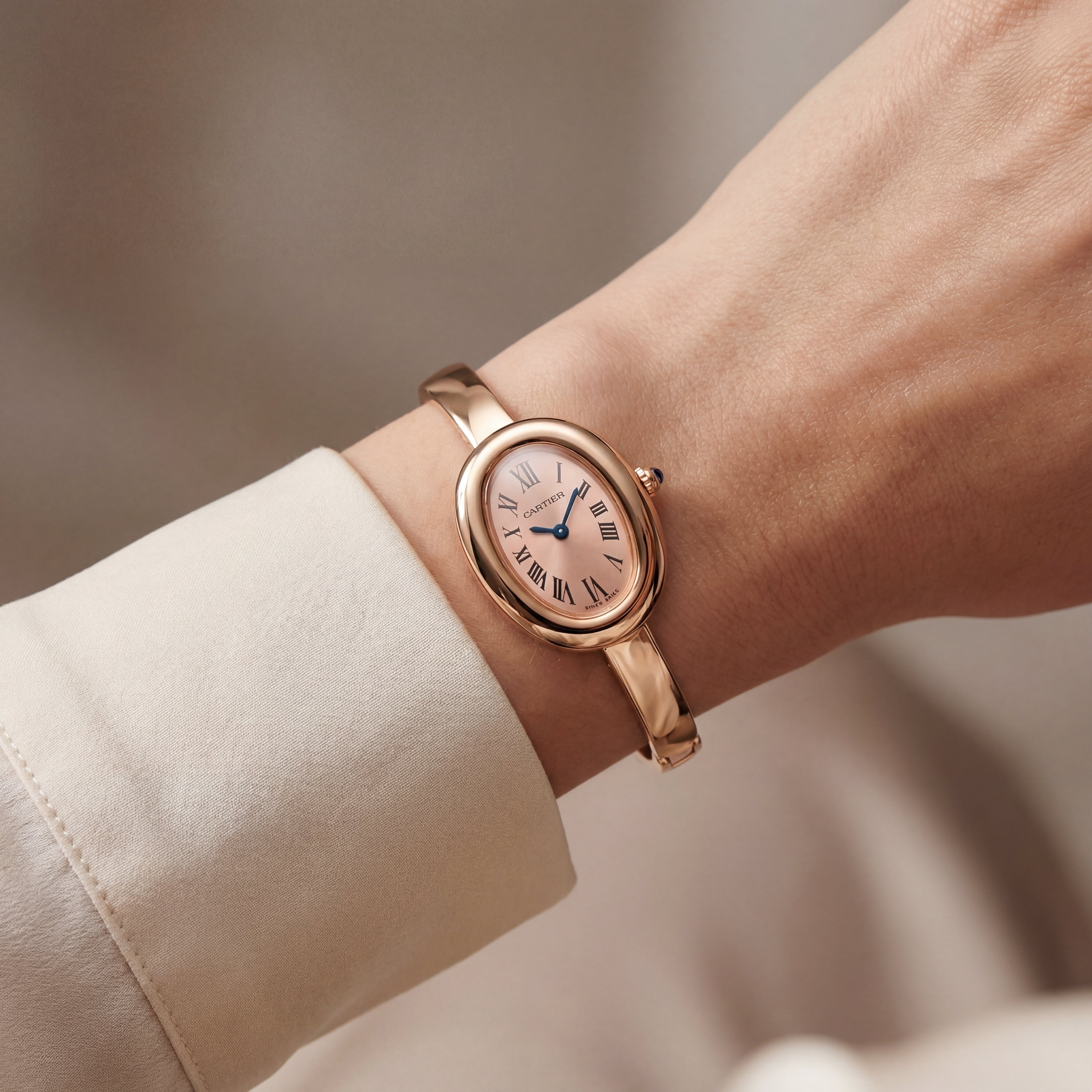 Blush Oval Roman Dial Bangle Watch – Rose Gold Signature Heritage Edition