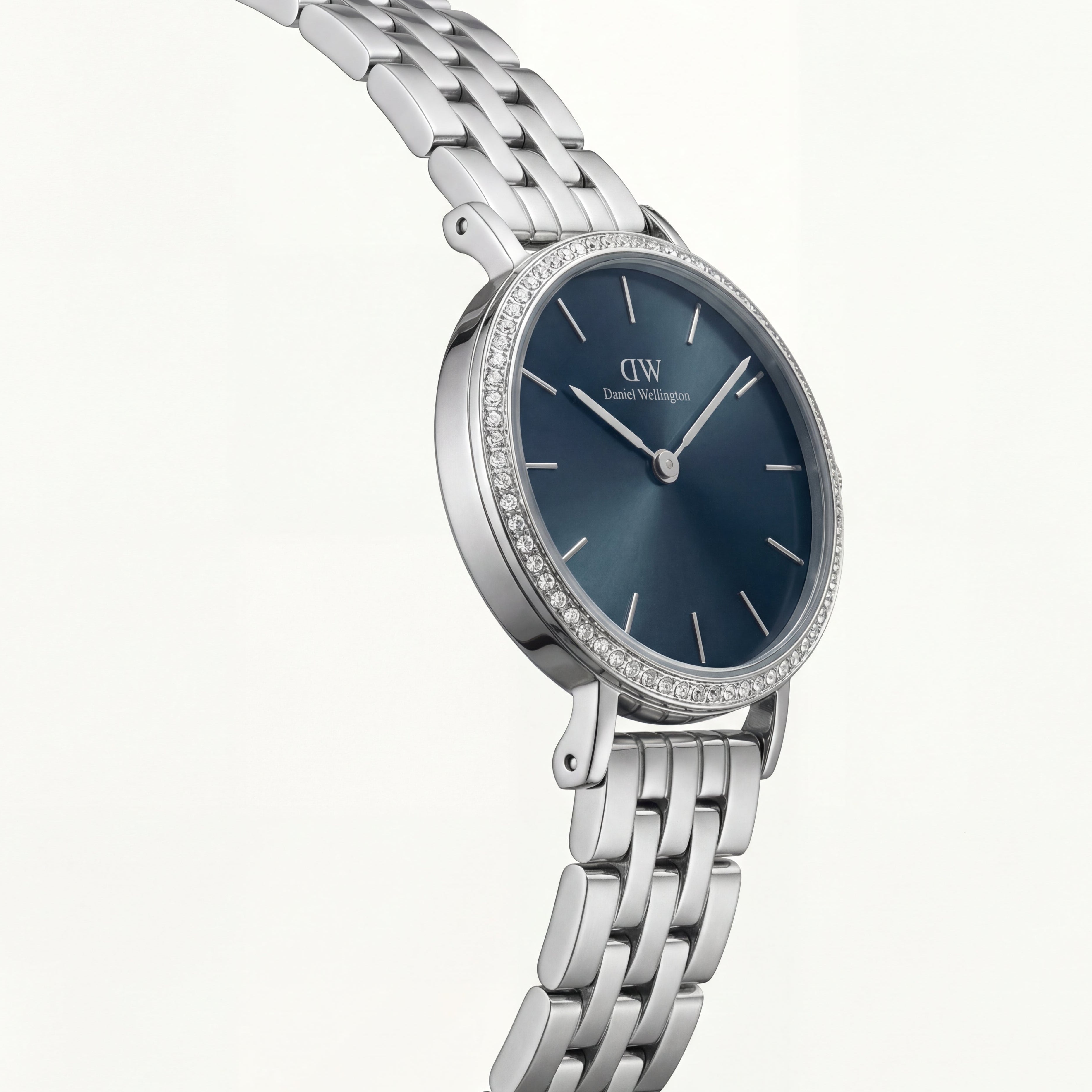 Midnight Blue Crystal Bezel Watch – Silver Radiance Edition