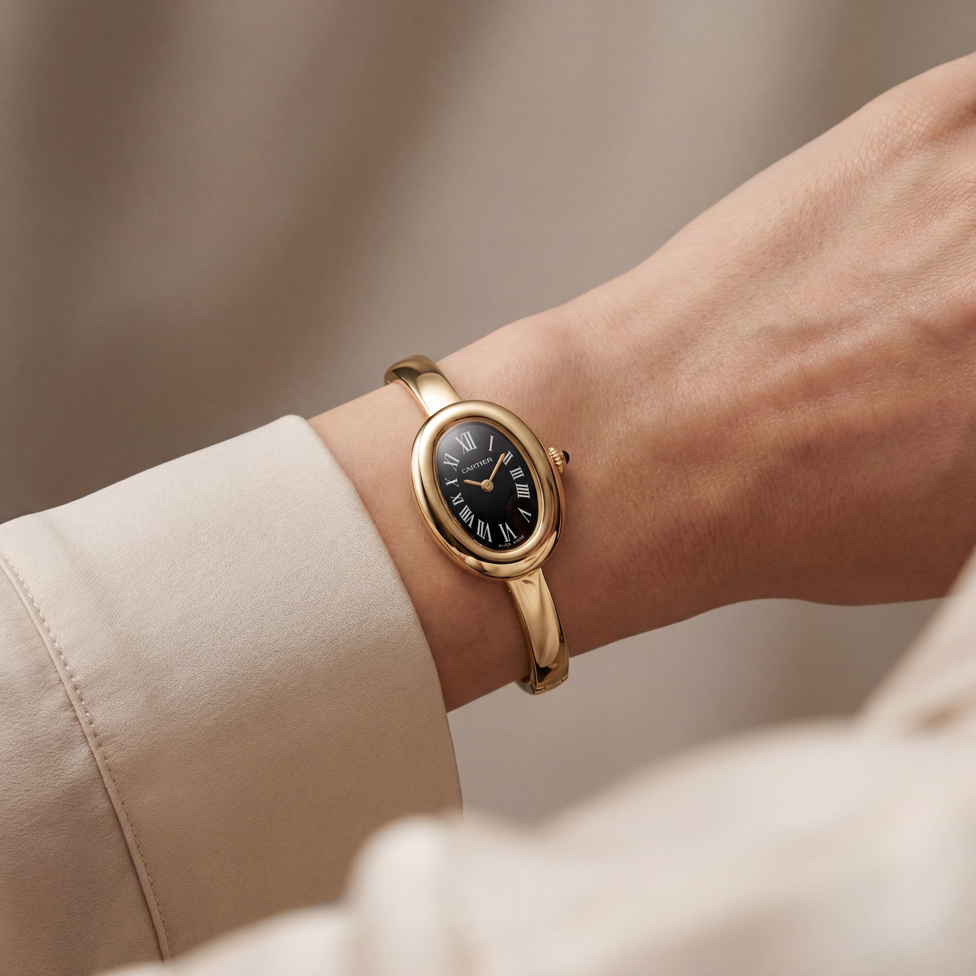 Midnight Oval Roman Dial Bangle Watch – Gold Signature Classic Edition