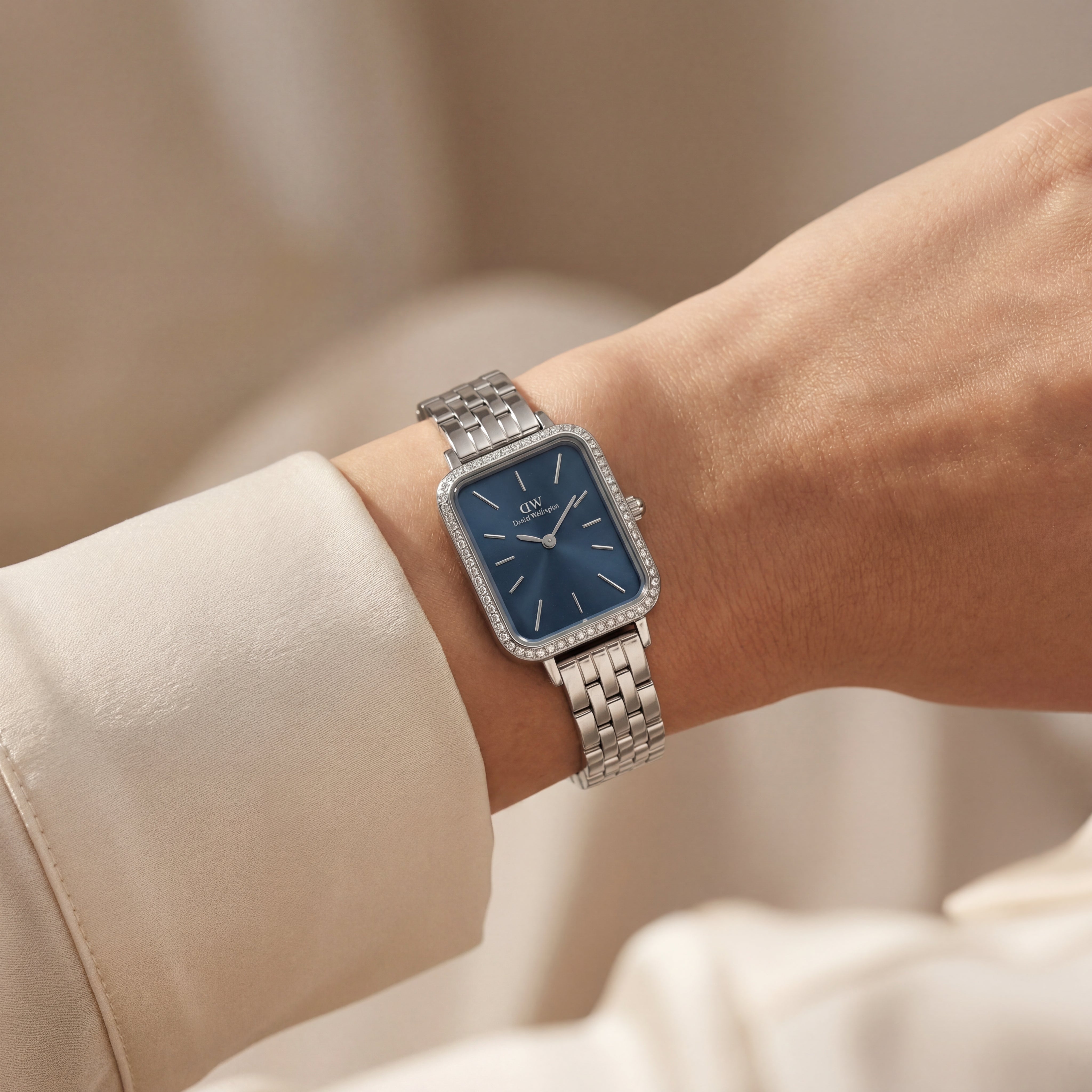 Midnight Blue Rectangle Crystal Watch – Silver Luxe Edition