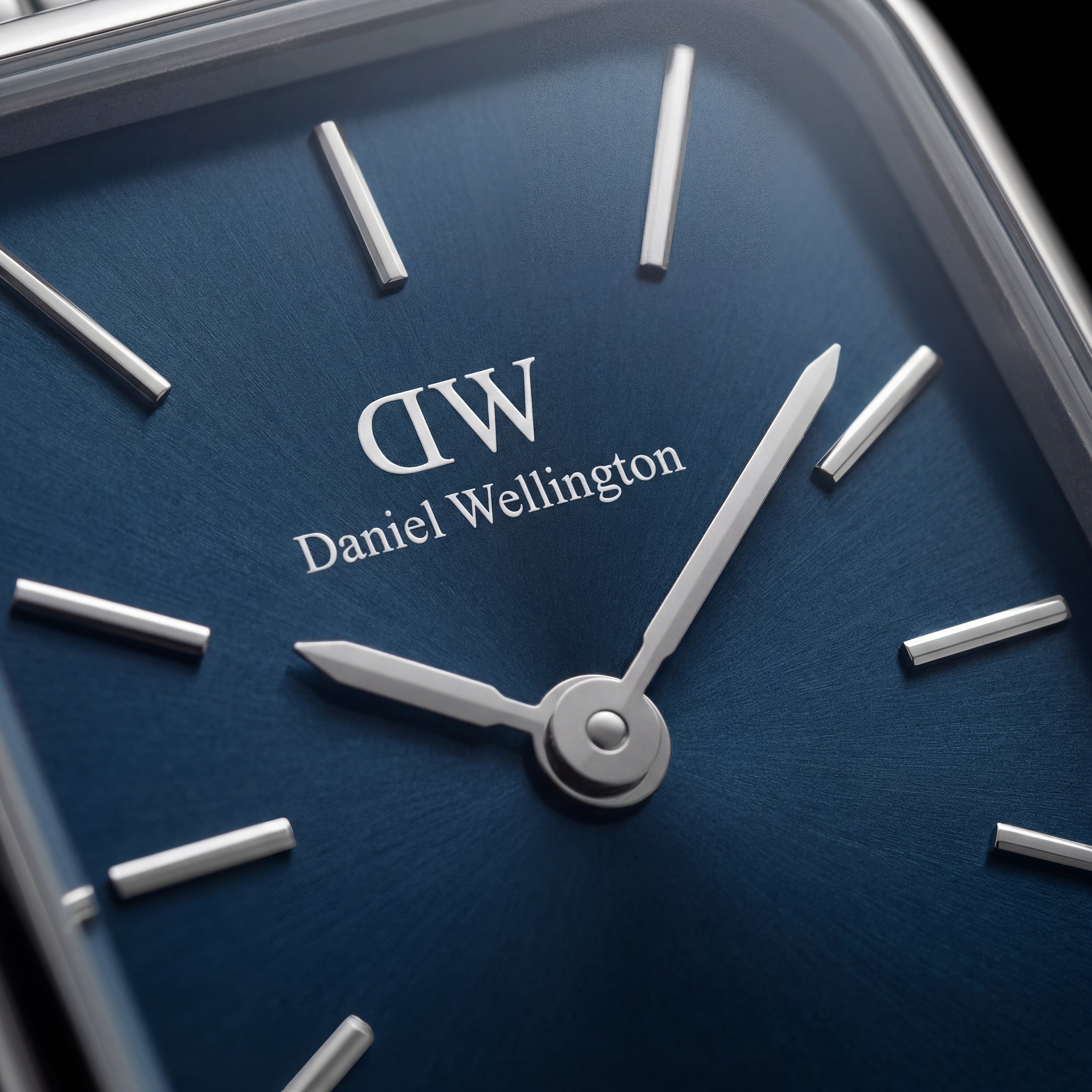 Midnight Blue Rectangle Crystal Watch – Silver Luxe Edition