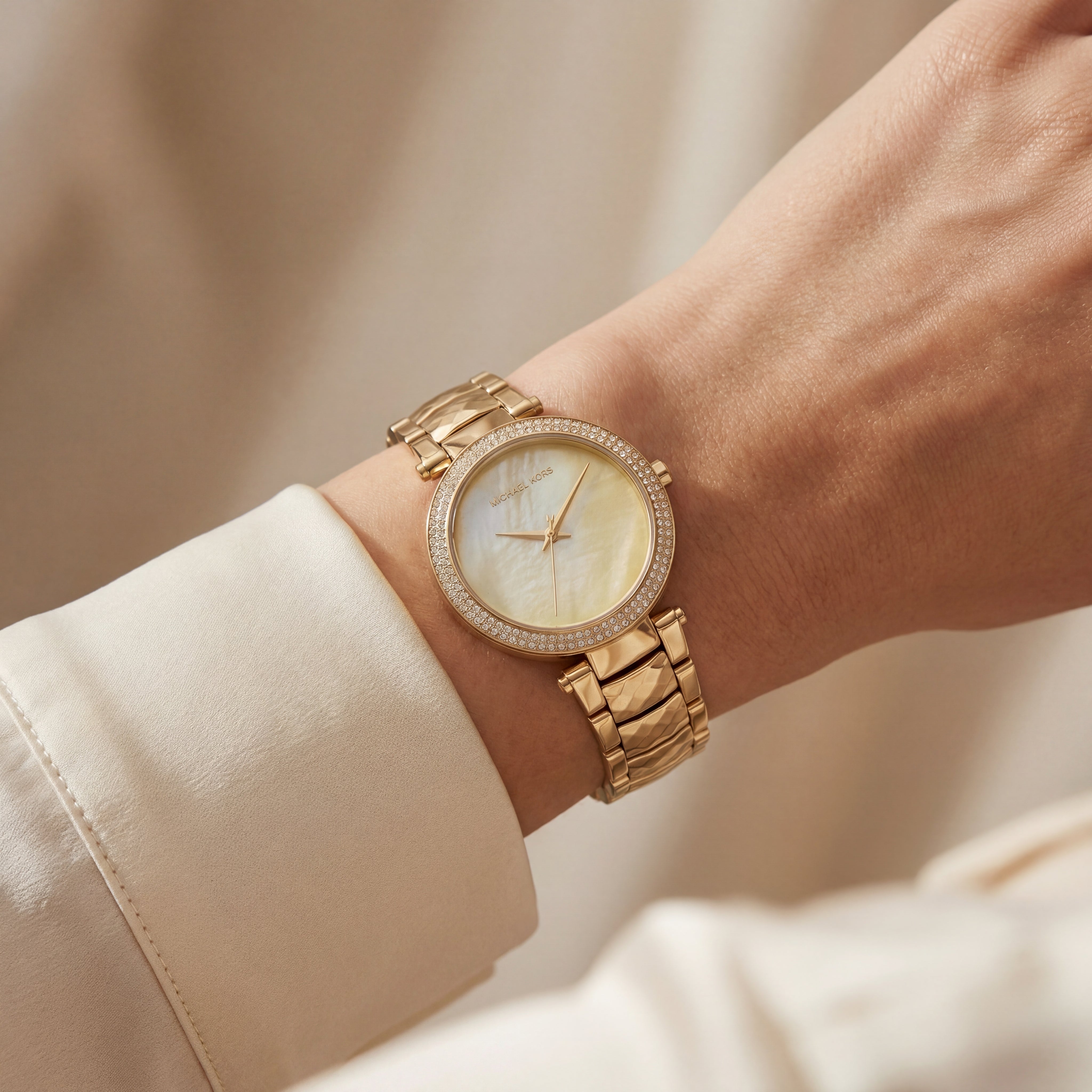 Golden Pearl Crystal Watch – Full Gold Luxe Edition