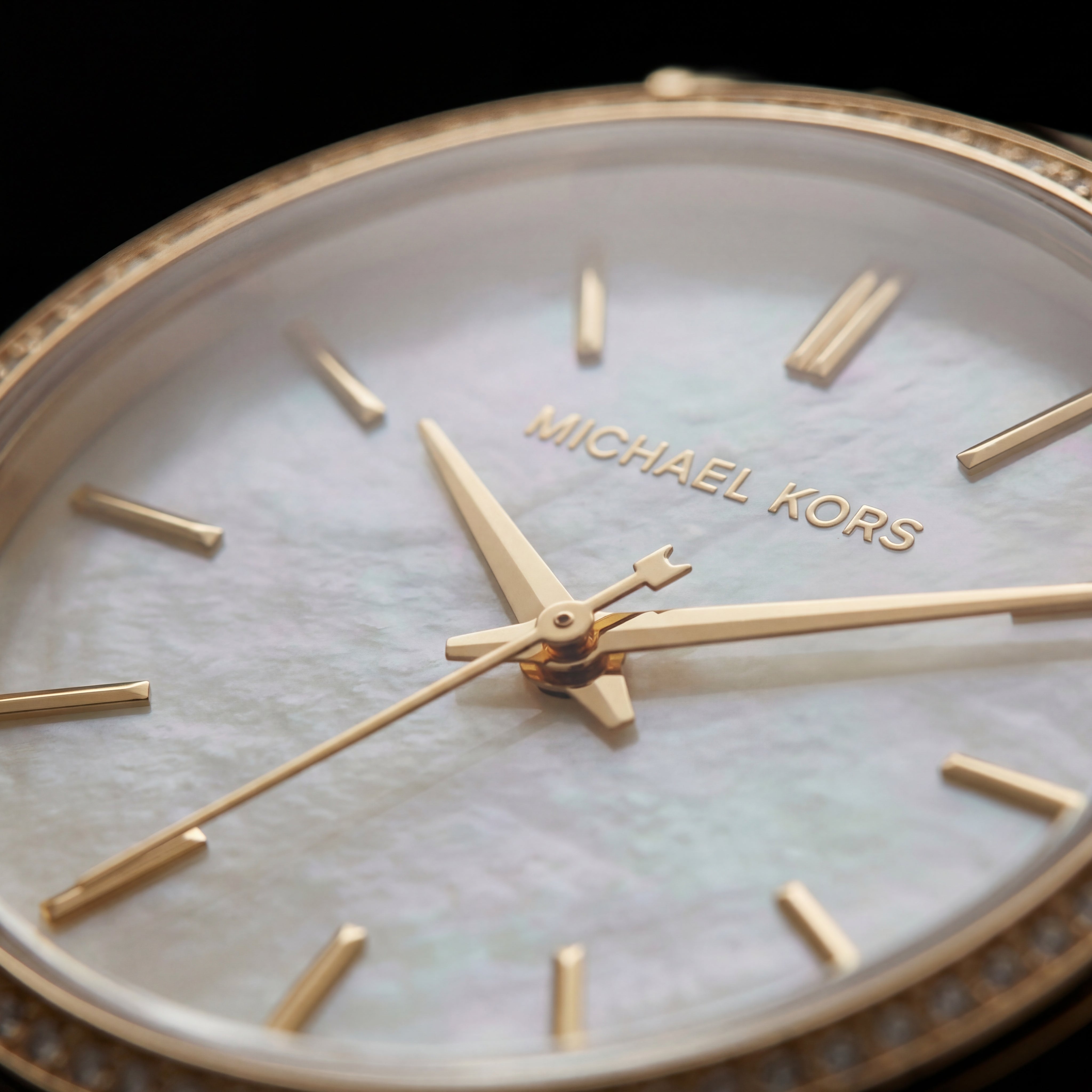 Golden Pearl Crystal Watch – Full Gold Luxe Edition