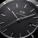 All-Black Minimalist Stainless Steel Men’s Watch