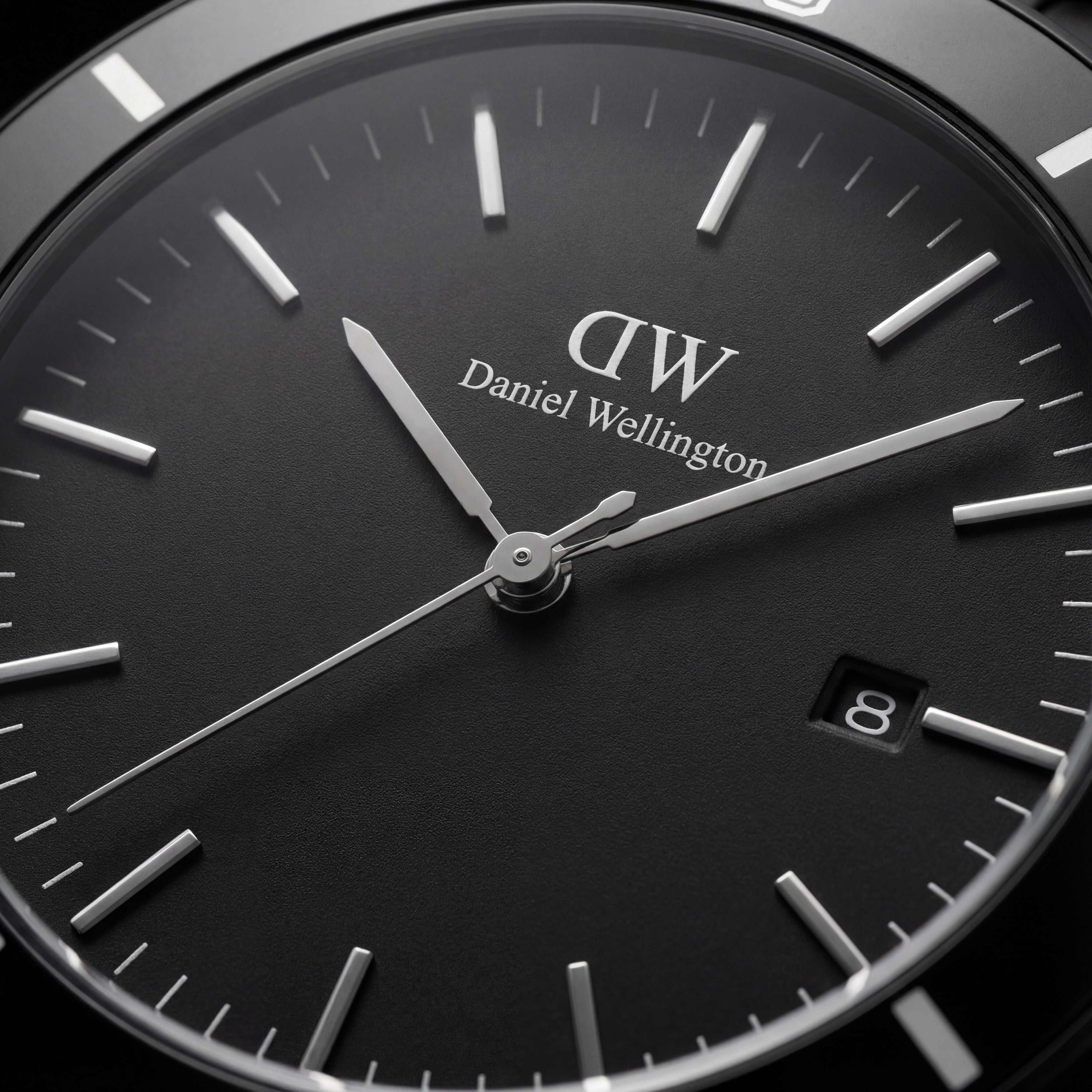 All-Black Minimalist Stainless Steel Men’s Watch