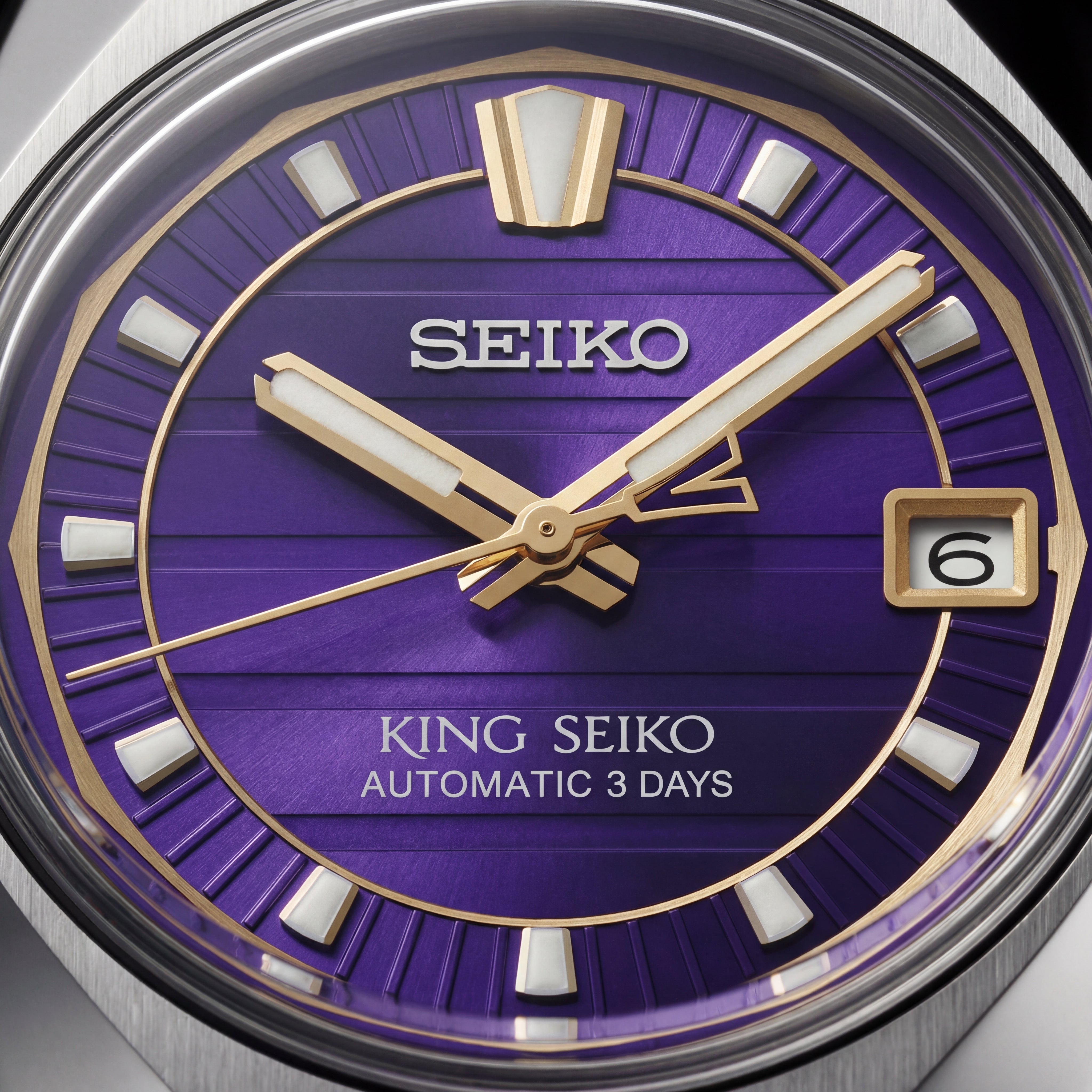 Royal Purple Dial Automatic Steel Watch – 3-Day Power Reserve