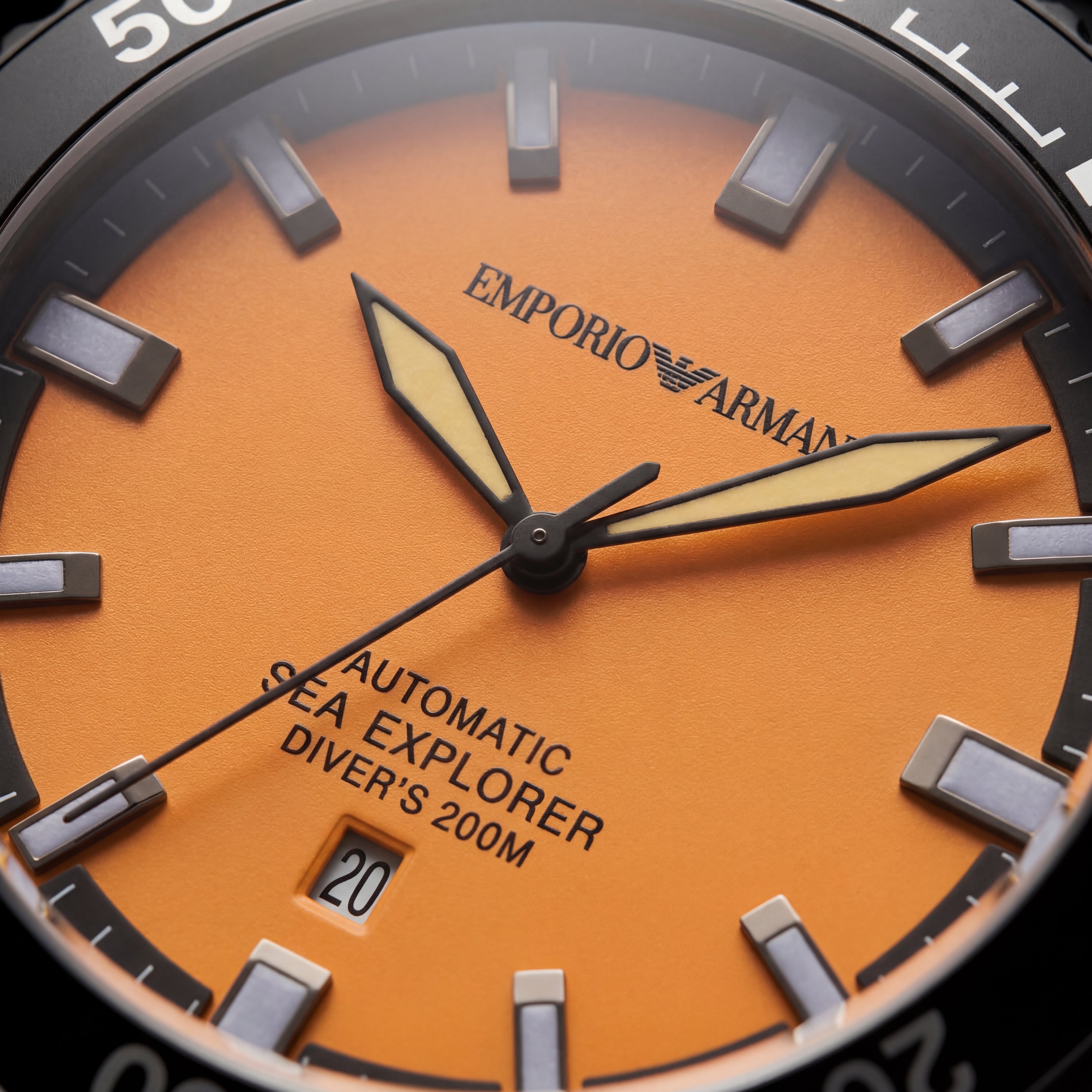 Premium Black Stainless Steel Diver Style Watch Orange Dial Date Display Sport Luxury Watch – Men