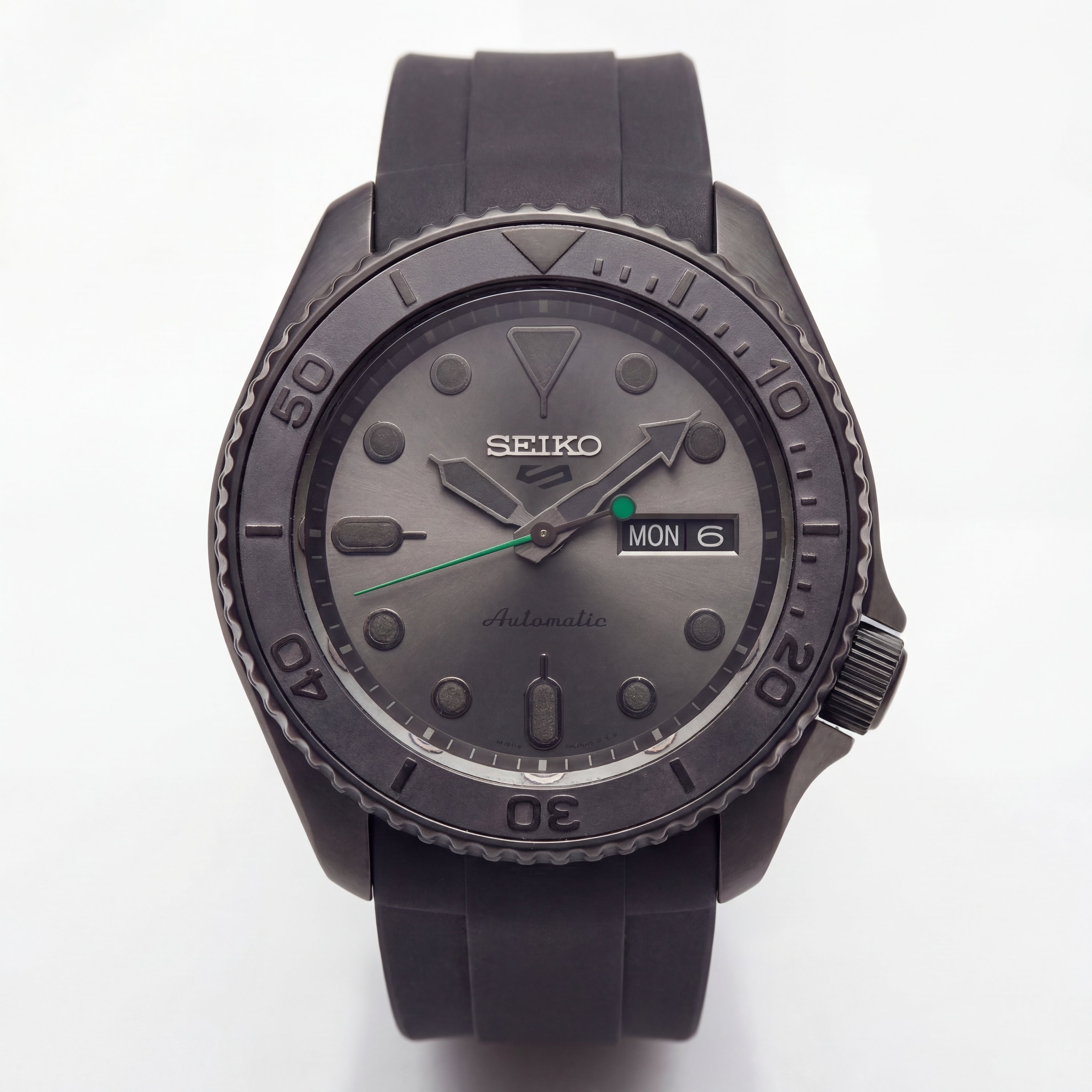 All-Black Automatic Dive Men’s Watch with Matte Grey Dial