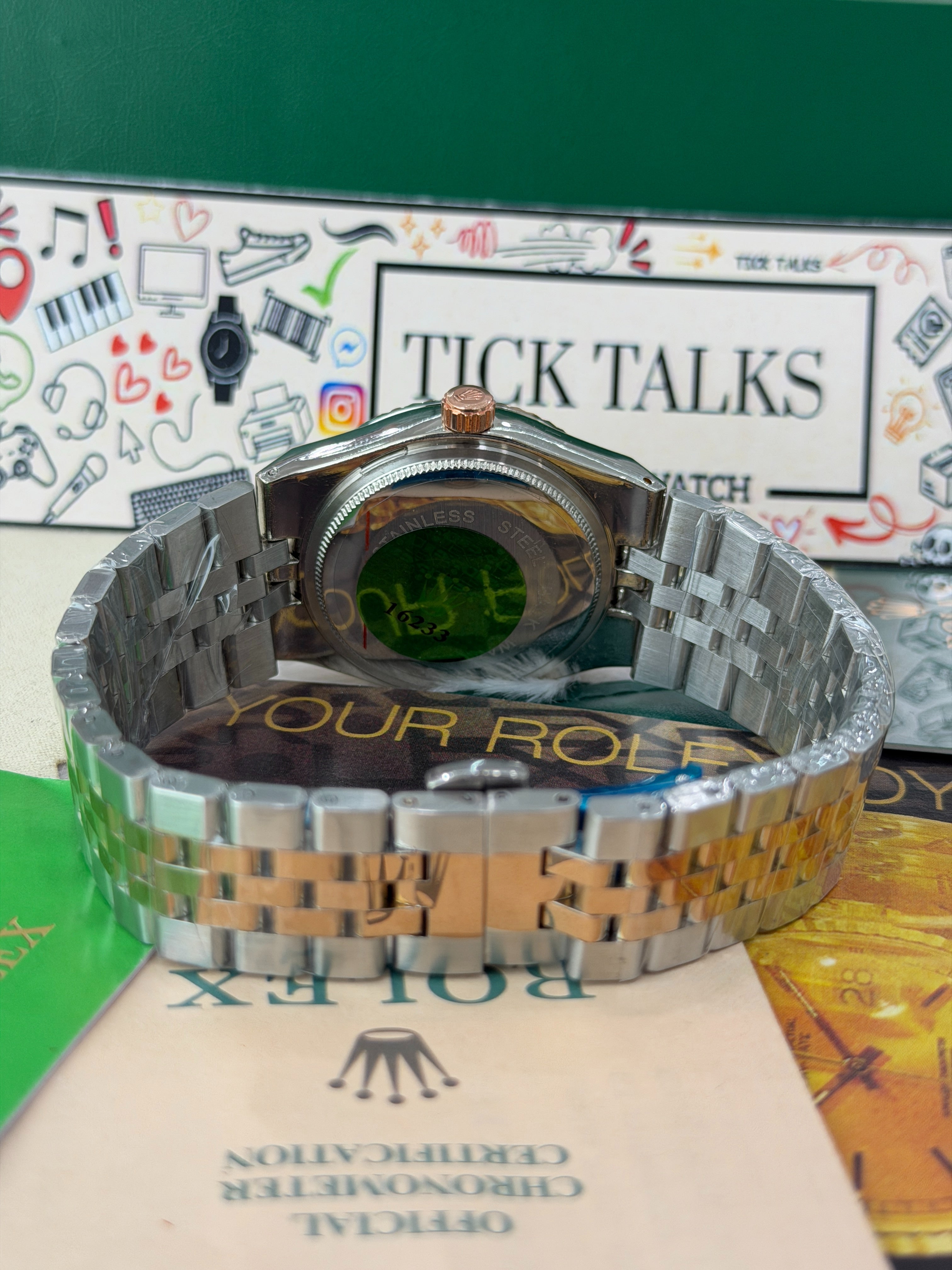 Premium Green Dial Luxury Watch – Men