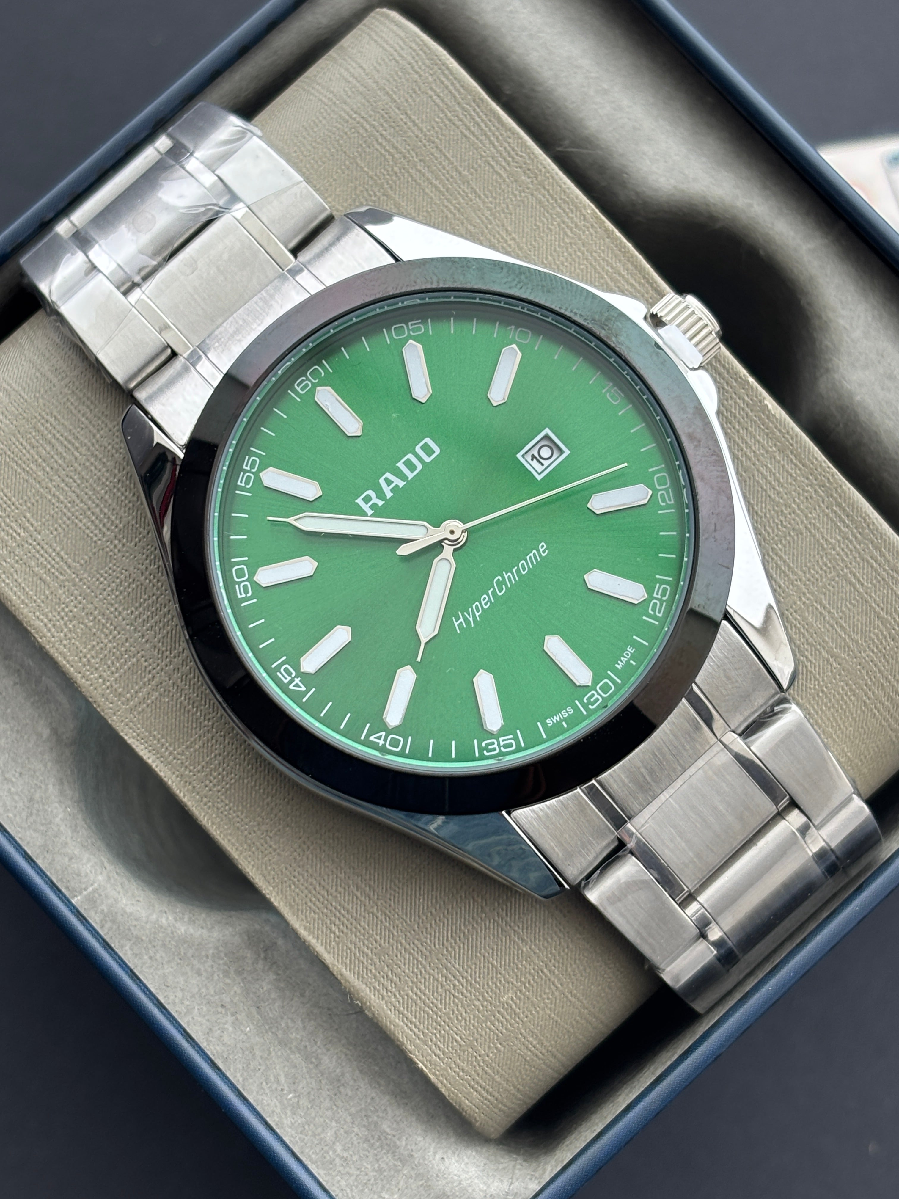 Premium Silver Green Dial Luxury Watch Steel Bracelet – Men