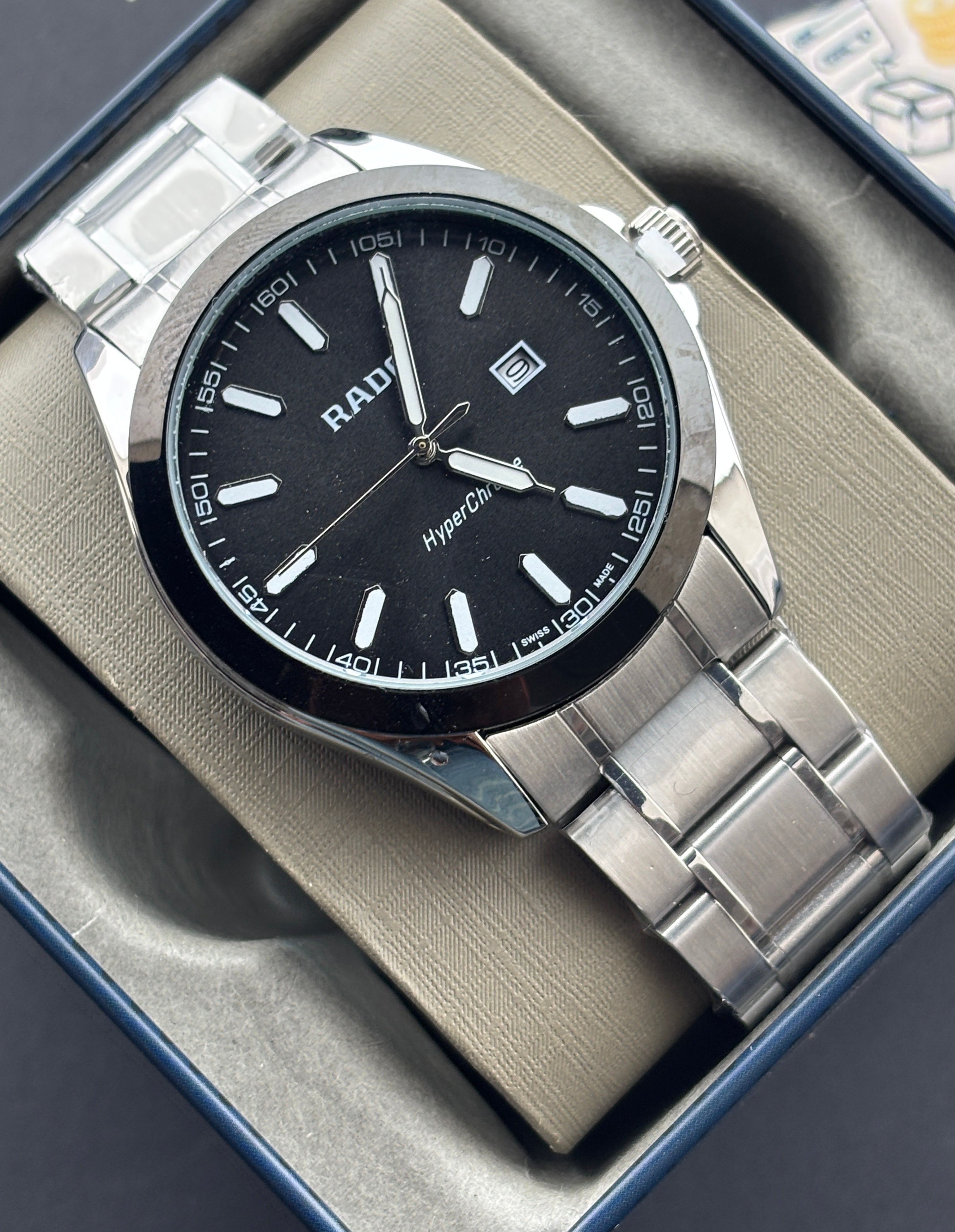 Premium Silver Black Dial Luxury Watch Steel Bracelet – Men